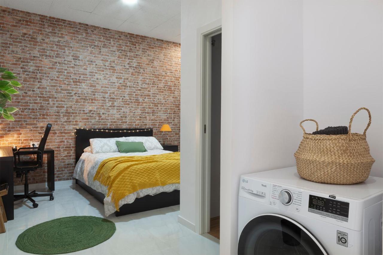 Digital Nomad Retreat 2 -Great Location Near Metro Apartment Валенсия Екстериор снимка