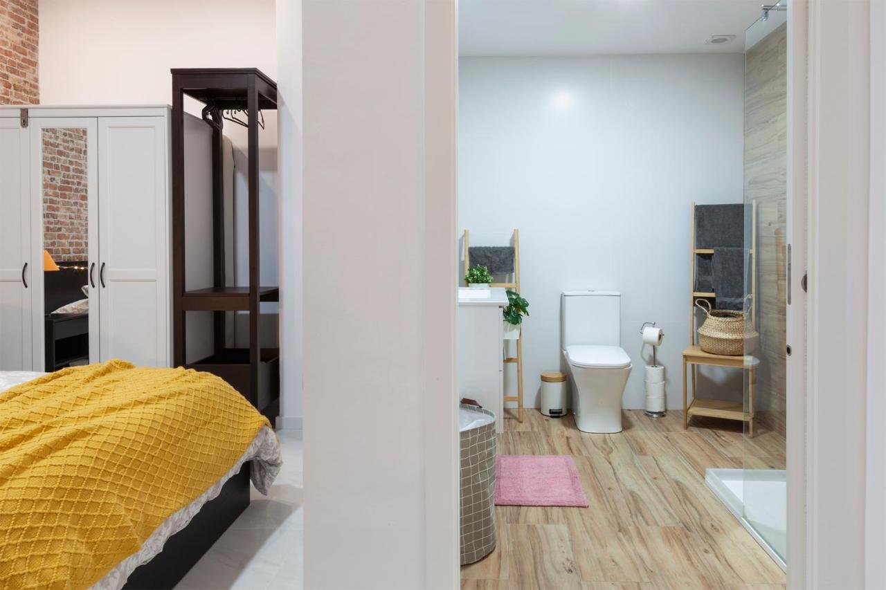 Digital Nomad Retreat 2 -Great Location Near Metro Apartment Валенсия Екстериор снимка