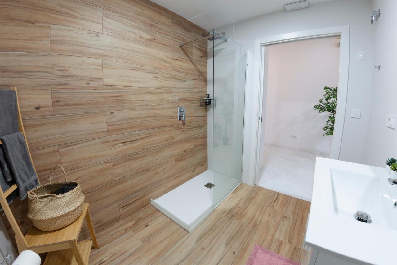 Digital Nomad Retreat 2 -Great Location Near Metro Apartment Валенсия Екстериор снимка